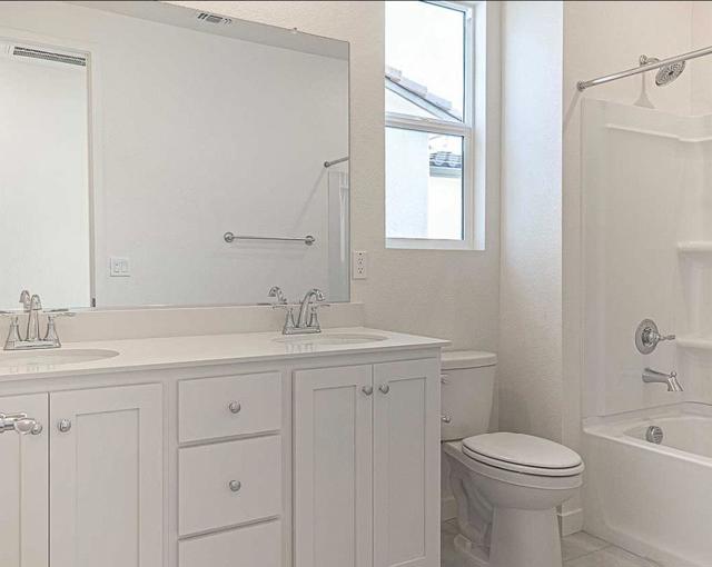 3173 Benitti Street, Lathrop CA: https://media.crmls.org/mediaz/7db3e434-1a6d-4f8f-8aa9-fa3639b5ff53.jpg