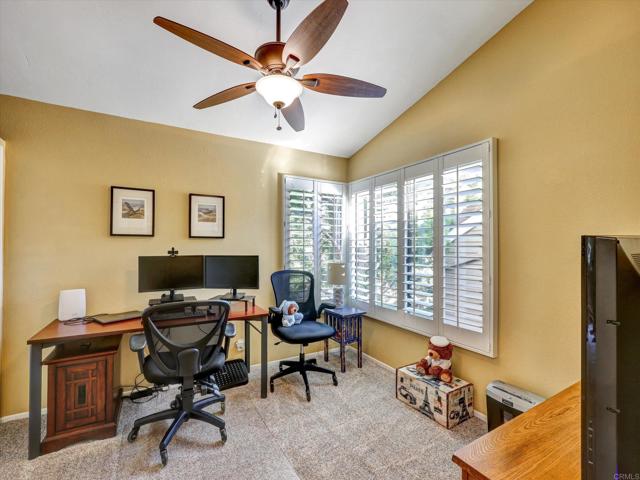 Detail Gallery Image 22 of 31 For 1091 Shadowridge Dr #114,  Vista,  CA 92081 - 2 Beds | 1 Baths