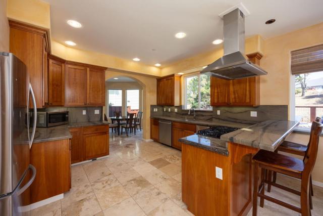 447 3rd Street, Montara CA: https://media.crmls.org/mediaz/7db4facb-5cf1-4652-a980-311c05e524e8.jpg