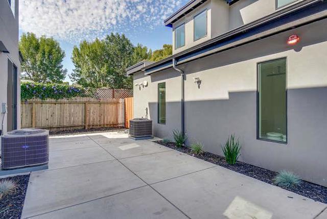 0 N Whisman Road, Mountain View CA: https://media.crmls.org/mediaz/7db6186e-7e76-4de7-a9a5-60e7b90fd0f8.jpg