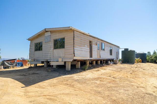 924 Croy Ridge Road, Gilroy CA: https://media.crmls.org/mediaz/7db68ae6-4f50-4e07-b48f-4e699829a9a8.jpg