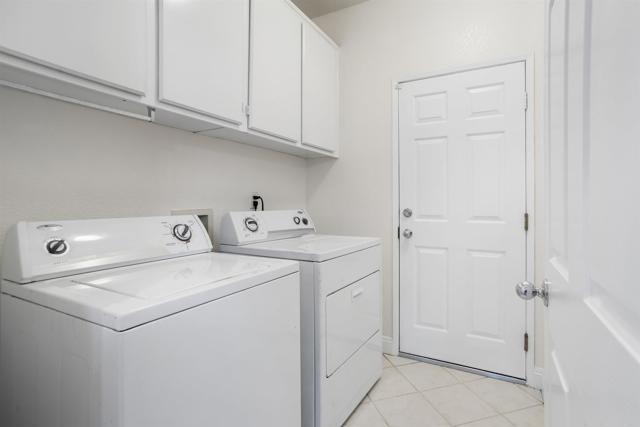 Detail Gallery Image 36 of 48 For 1 Corte Rossa, Lake Elsinore,  CA 92532 - 4 Beds | 2/1 Baths