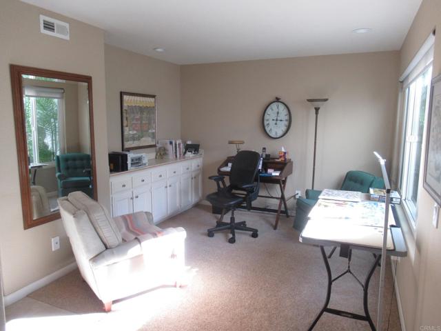 Detail Gallery Image 16 of 33 For 4913 Alicante Way, Oceanside,  CA 92056 - 2 Beds | 2 Baths