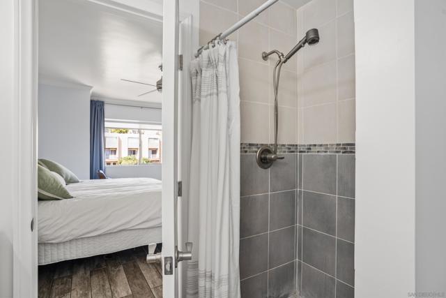 5700 Baltimore Dr, La Mesa CA: https://media.crmls.org/mediaz/7db9693e-45d5-4aa9-8a15-33c02ceab678.jpg