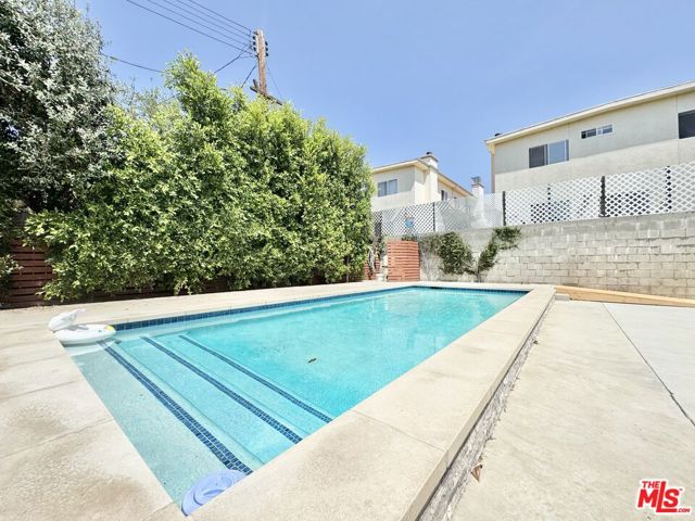 5937 Ranchito, Los Angeles CA: https://media.crmls.org/mediaz/7db970ec-fbfe-4b95-9d17-e175d4bc8635.jpg
