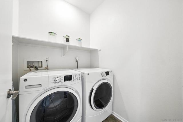 5405 Calle Sand Arch, San Diego CA: https://media.crmls.org/mediaz/7db9f8de-55bb-4f55-83ba-8de684f1a948.jpg