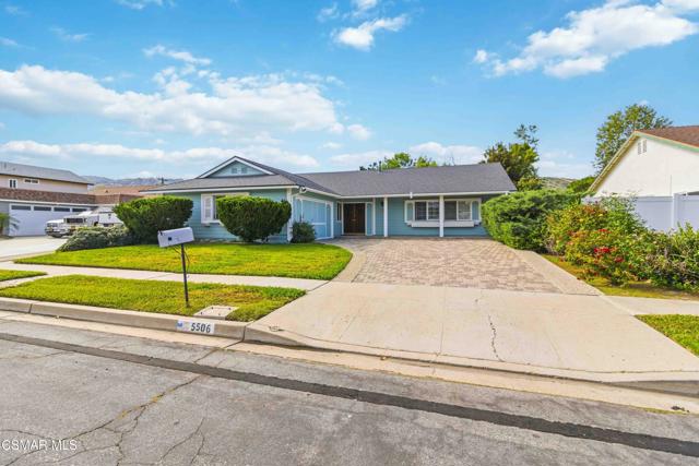 5506 Aurelia Street, Simi Valley CA: https://media.crmls.org/mediaz/7dba72d5-2613-42e3-98b9-22b4a32d6b6d.jpg