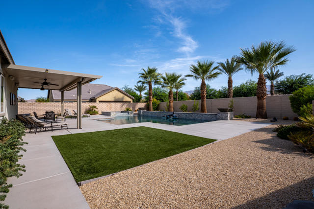 42897 Cusino Court, Indio CA: https://media.crmls.org/mediaz/7dba7684-abd2-4a3e-bb08-443f3c234c26.jpg