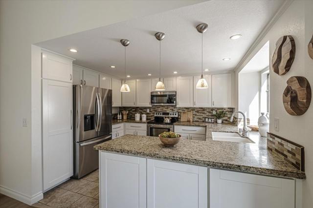4160 Tanager, Fremont CA: https://media.crmls.org/mediaz/7dbb4b5a-dda4-4533-ab7d-bd73201ad2af.jpg