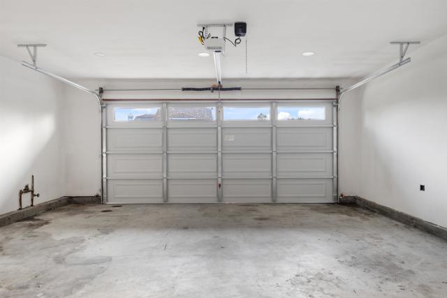 Detail Gallery Image 22 of 38 For 4350 Point Reyes Ct, Carlsbad,  CA 92010 - 4 Beds | 2/1 Baths