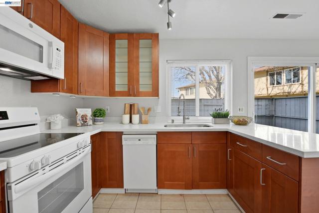 Image 11 of 39 For 34597 Bluestone Cmn