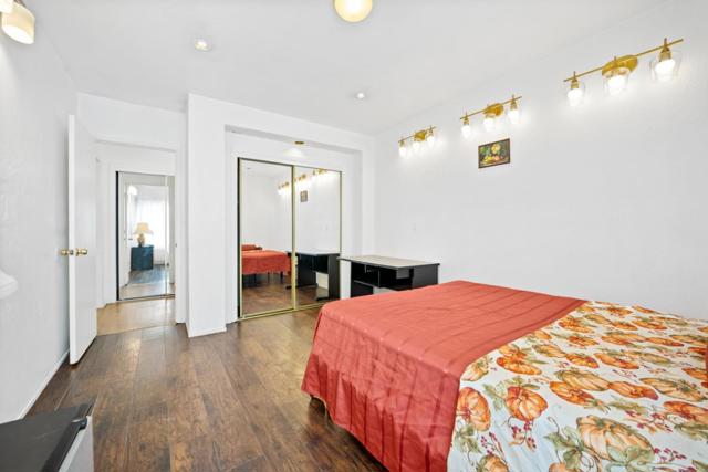 441 W Macarthur Boulevard, Oakland CA: https://media.crmls.org/mediaz/7dbbc479-d280-4d9c-b90a-2d3e187e1447.jpg