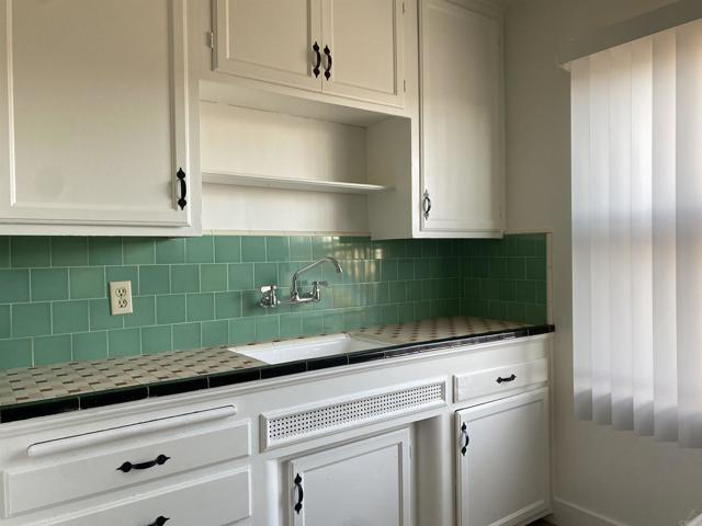 4818 4832 1/2 Palm Avenue, La Mesa CA: https://media.crmls.org/mediaz/7dbbdb88-8543-45c1-8e00-bb776ae93189.jpg