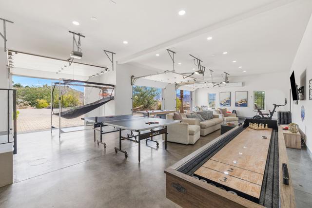 71530 Quail Trail, Palm Desert CA: https://media.crmls.org/mediaz/7dbbee70-7e1c-487f-a7fb-59b6562b417a.jpg