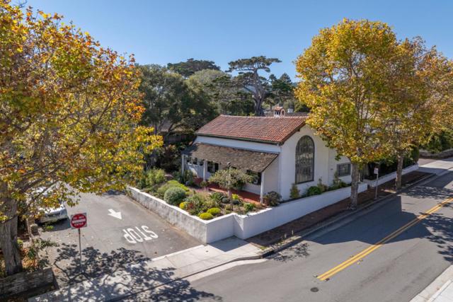 502 Pierce Street, Monterey CA: https://media.crmls.org/mediaz/7dbc1580-37ce-459d-90e3-cafeea098701.jpg