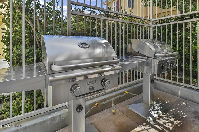2239 Rolling River Lane, Simi Valley CA: https://media.crmls.org/mediaz/7dbc914b-a2f7-499c-a131-214ab86168f9.jpg