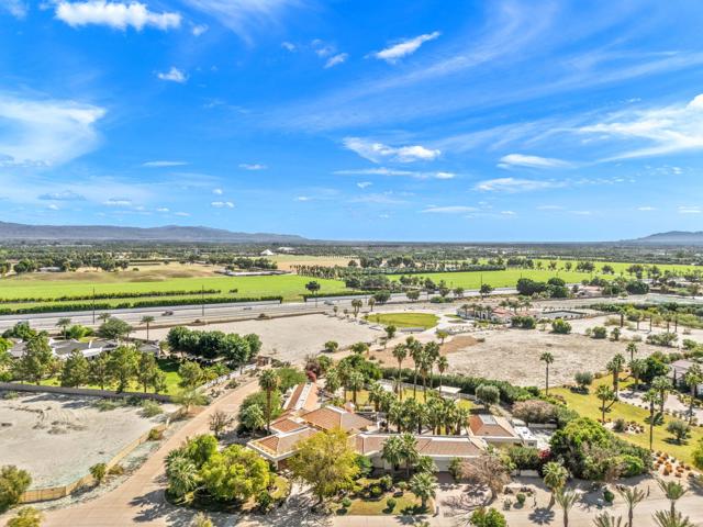 50180 Vista Montana Road, La Quinta CA: https://media.crmls.org/mediaz/7dbd2e9e-4601-4fa8-96ab-0d0cdb7e1cb5.jpg