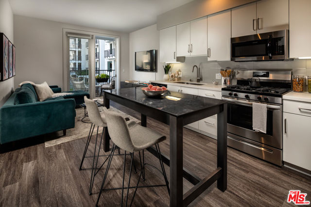 Virtually staged model home ph