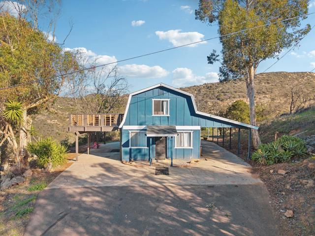 26086 Bear Valley Heights Road, Escondido CA: https://media.crmls.org/mediaz/7dc0c381-20c9-4c27-90e6-8fbf82ead5ae.jpg