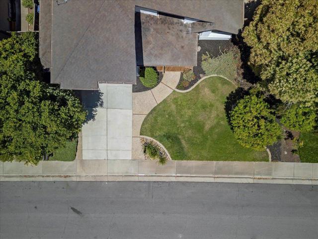 765 Finchwood Way, San Jose CA: https://media.crmls.org/mediaz/7dc0ec75-ad29-4430-8905-751c4f3e6f66.jpg