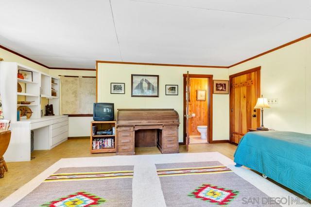 Image 36 of 64 For 28967 Oak Ln