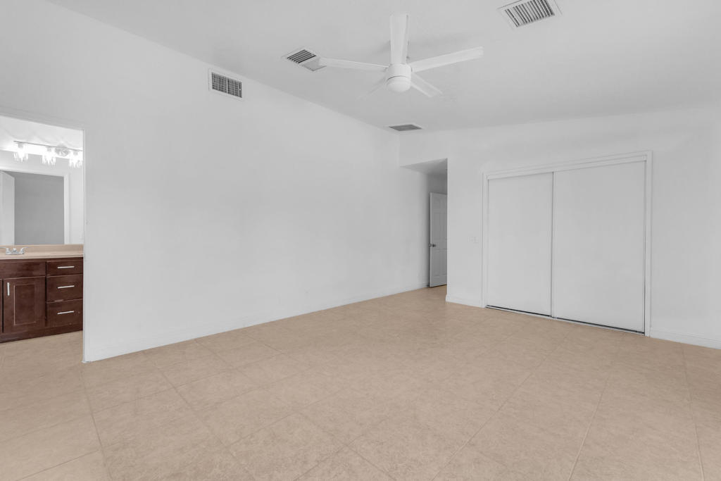 MLS #219136894DA image #6