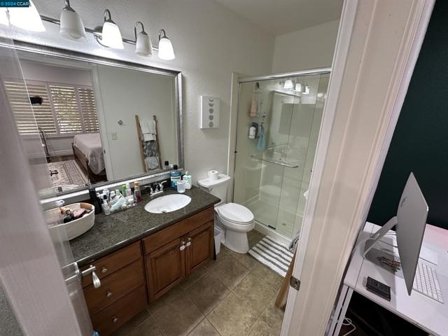 2685 Oak Rd, Walnut Creek, California 94597, 2 Bedrooms Bedrooms, ,2 BathroomsBathrooms,Condominium,For Sale,Oak Rd,41072399