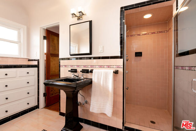 Bathroom #2 - 3