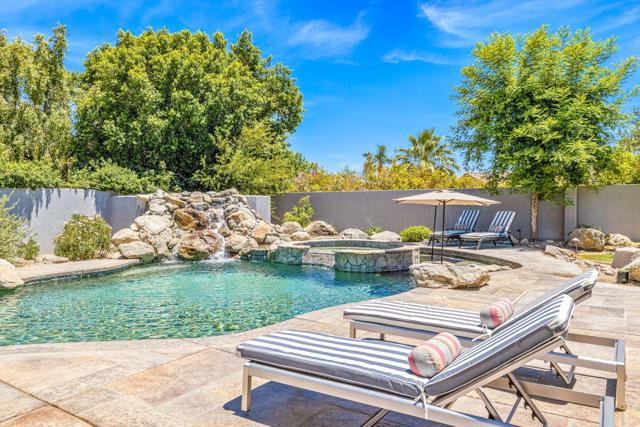 28 Clancy Lane S Lane, Rancho Mirage CA: https://media.crmls.org/mediaz/7dc2b097-831b-41f7-8222-0355c79af153.jpg