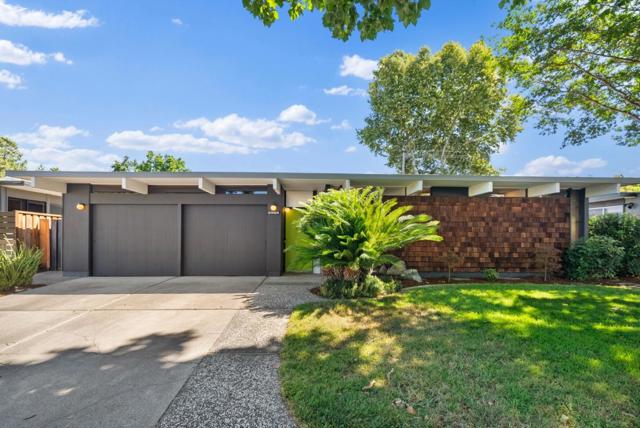 2326 Fairglen Drive, San Jose CA: https://media.crmls.org/mediaz/7dc3f754-bd26-4655-bb94-720f11a6bc14.jpg