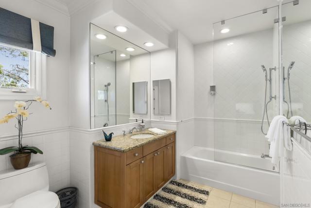 617 Gage Drive, San Diego CA: https://media.crmls.org/mediaz/7dc43d86-320b-474f-8742-13b88845cd86.jpg