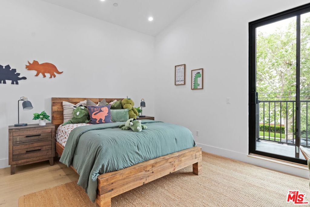 MLS #25615869 image #33