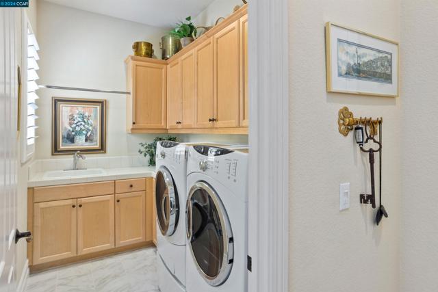 Image 49 of 60 For 1152 Saint Julien St