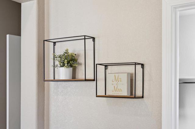 2521 Apricot Way, Gilroy CA: https://media.crmls.org/mediaz/7dc65adb-d8a8-4367-a4ea-2fa5af420079.jpg