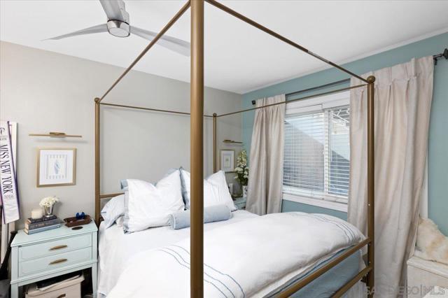 5061 Mission BLVD, San Diego CA: https://media.crmls.org/mediaz/7dc79f73-2753-464d-ab87-723e93651baf.jpg