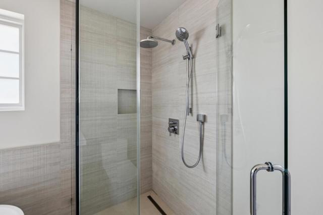 577 Creekside Court, Half Moon Bay CA: https://media.crmls.org/mediaz/7dc82bd2-20e4-4fa2-9c38-c5893712369c.jpg