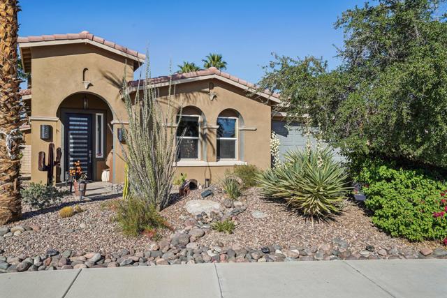 74080 Portola Pointe Lane, Palm Desert CA: https://media.crmls.org/mediaz/7dc84c31-80dd-49f1-88dd-7fdd4858b66d.jpg