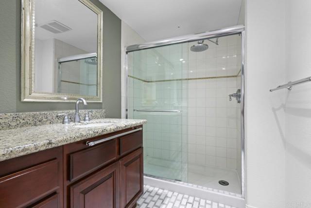 Detail Gallery Image 37 of 49 For 301 W G St #119,  San Diego,  CA 92101 - 2 Beds | 2/1 Baths