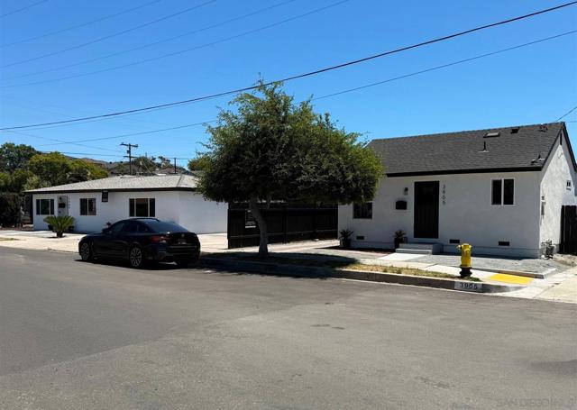 3905 3909 Cottonwood St, San Diego CA: https://media.crmls.org/mediaz/7dc8879a-91e9-433c-a341-f5d15452e876.jpg
