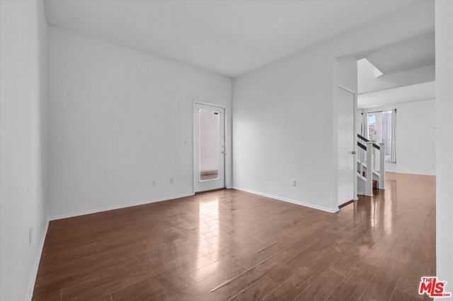 2279 Santa Ana Boulevard, Los Angeles CA: https://media.crmls.org/mediaz/7dc9462d-cea5-41d3-b27c-27c1e4f0a85f.jpg