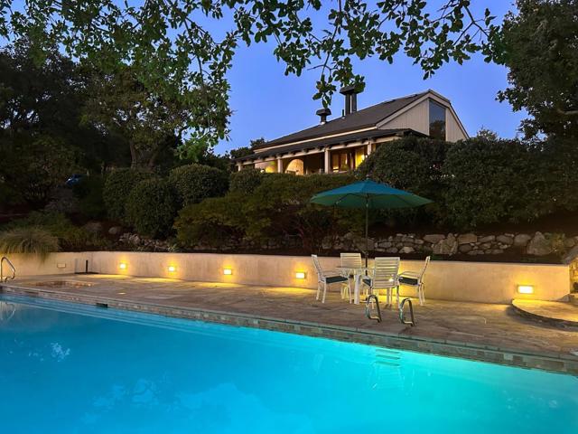 31 Asoleado Place, Carmel Valley CA: https://media.crmls.org/mediaz/7dca0f05-a7cf-49a7-8e31-05dbea60a14f.jpg