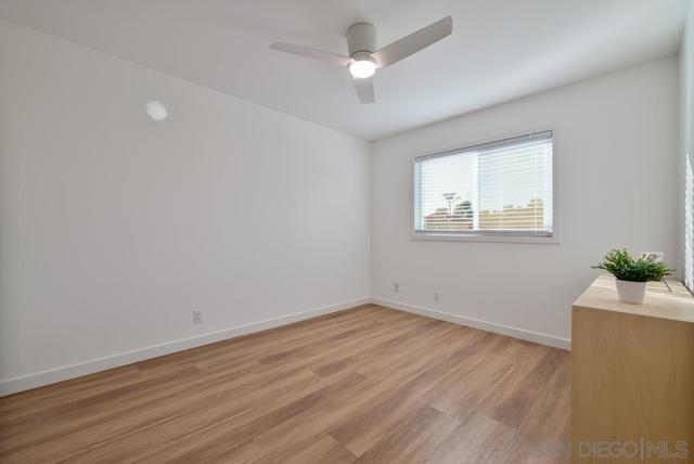 11289 Silver Buckle Way, San Diego CA: https://media.crmls.org/mediaz/7dca4da2-dc37-491c-b978-3edd25639b65.jpg