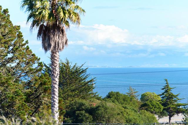 261 Sea Ridge Road, Aptos CA: https://media.crmls.org/mediaz/7dca9451-725a-4446-9392-19c08cff75c1.jpg
