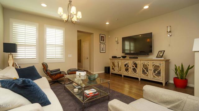 Detail Gallery Image 6 of 28 For 725 Forest Park Bld, Oxnard,  CA 93036 - 3 Beds | 2/1 Baths