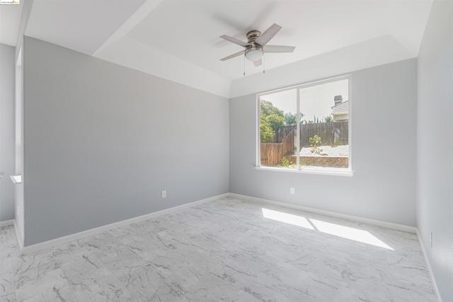 Image 9 of 20 For 2520 Stanford Way