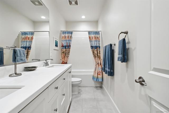 704 Merit Dr, San Marcos CA: https://media.crmls.org/mediaz/7dcd8a6c-f19d-4dba-a7e8-8010e109a165.jpg