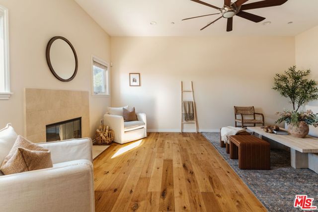318 Plumas Avenue photo 3