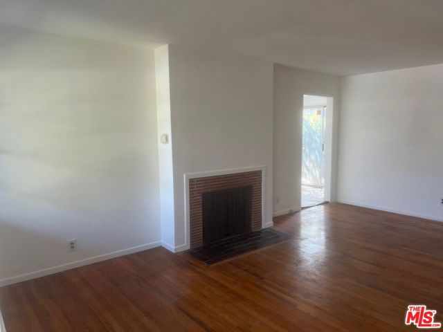 2433 Mckinley Avenue photo 3