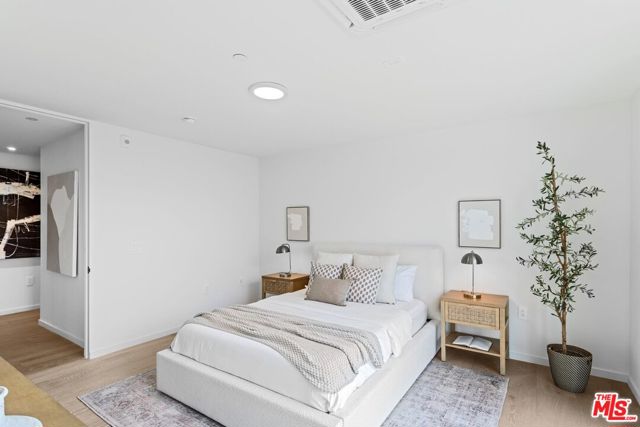 1618 Hilts Avenue, Los Angeles CA: https://media.crmls.org/mediaz/7dce44ac-74b0-4492-9074-0e484a6a9e51.jpg