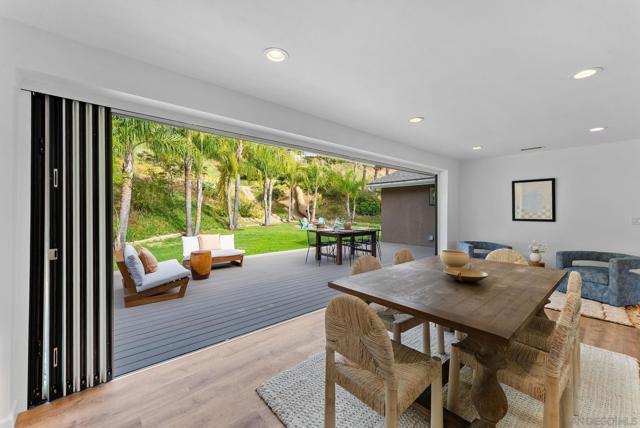 4840 Penrose Ct, San Diego CA: https://media.crmls.org/mediaz/7dce796c-7c6e-41bc-8f76-fc5e359561da.jpg